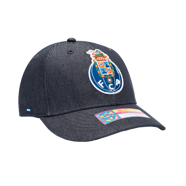 FC Porto 541 Adjustable with high crown, curved peak brim, and adjustable buckle strap closure, in Navy
