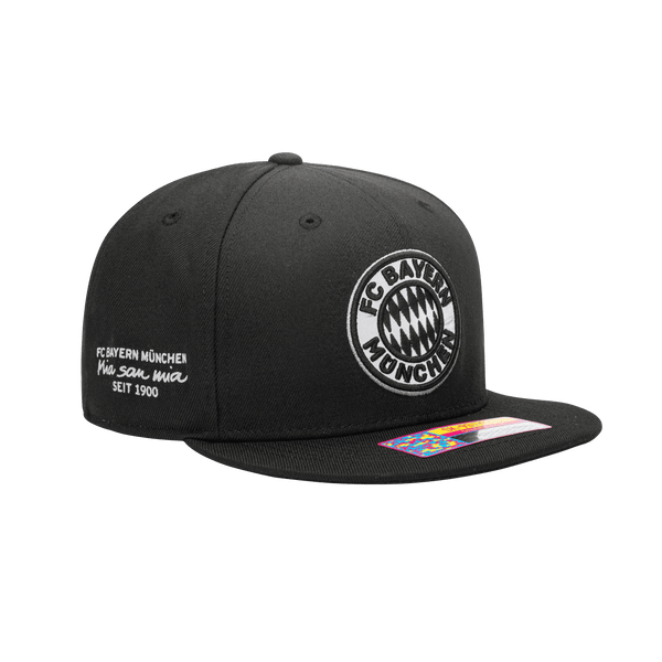 Side view of the Bayern Munich Braveheart Snapback with high crown, flat peak, and snapback closure, in Black