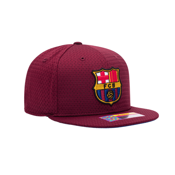 Side view of the FC Barcelona Practice Snapback with high structured crown, flat peak brim, and snapback closure, in Burgundy.