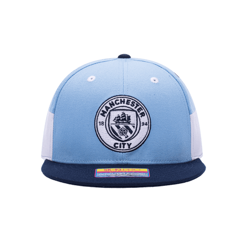 Front view of the Manchester City Truitt Snapback with high crown, flat peak, and snapback closure, in Teal/White.